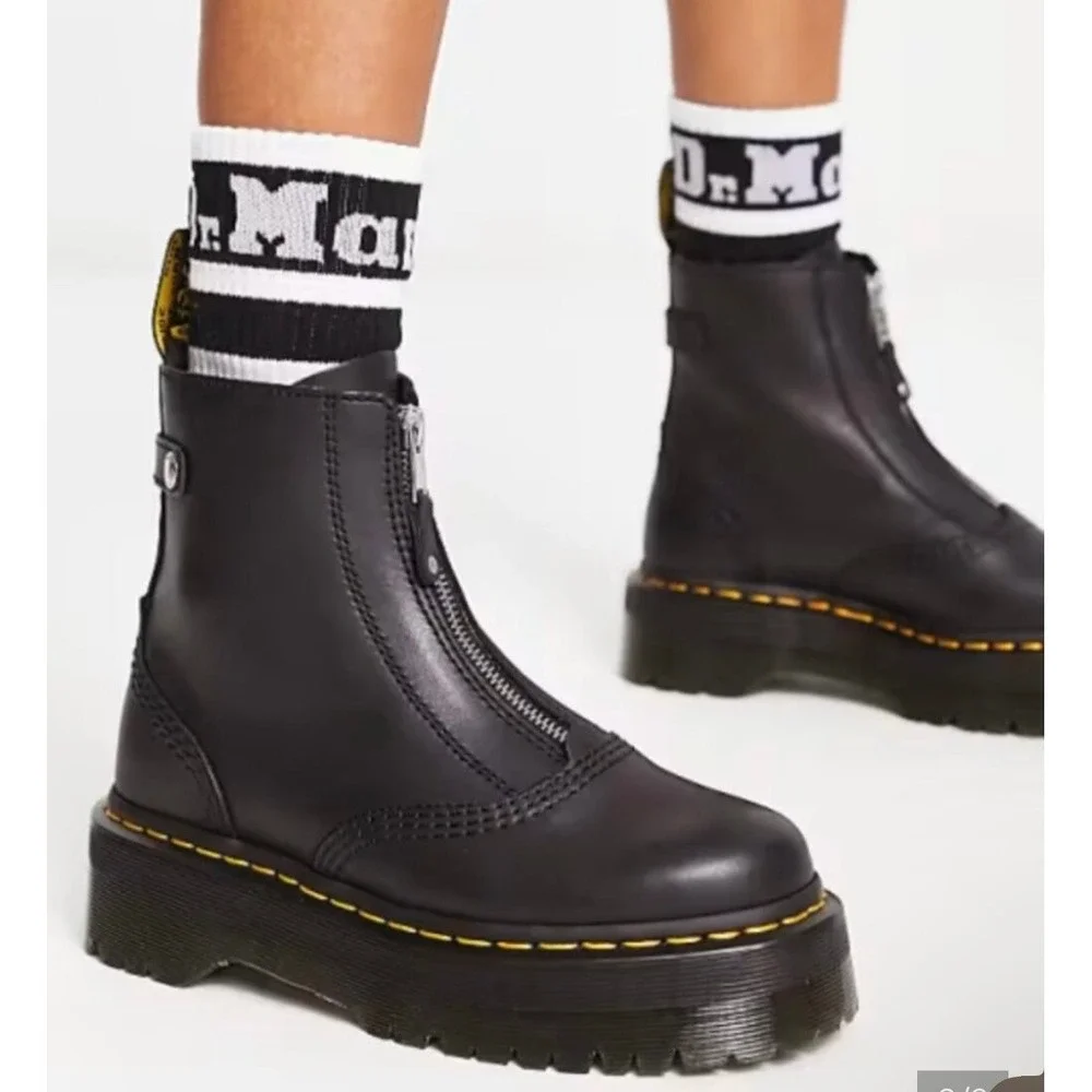 Dr. Martens Jetta Zip Up Platform Boot Sendal Leather Black 7